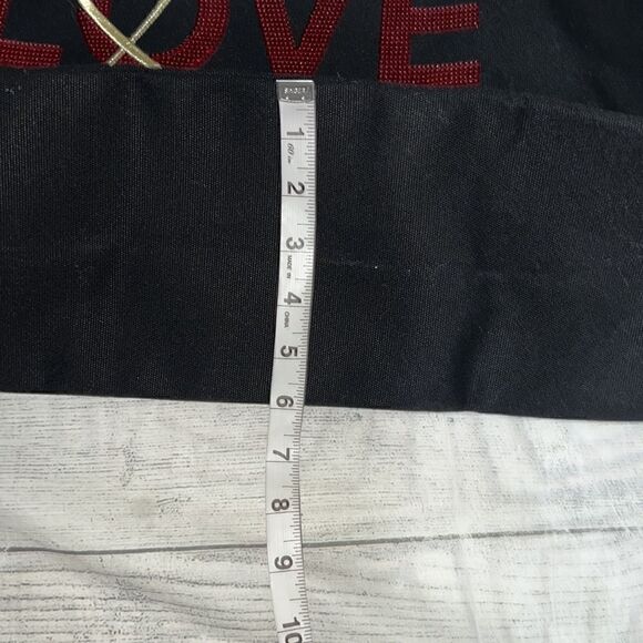 NEW Victoria’s Secret VS Love Tote Weekender Bag Black Canvas Red Sequins Heart - Picture 6 of 7